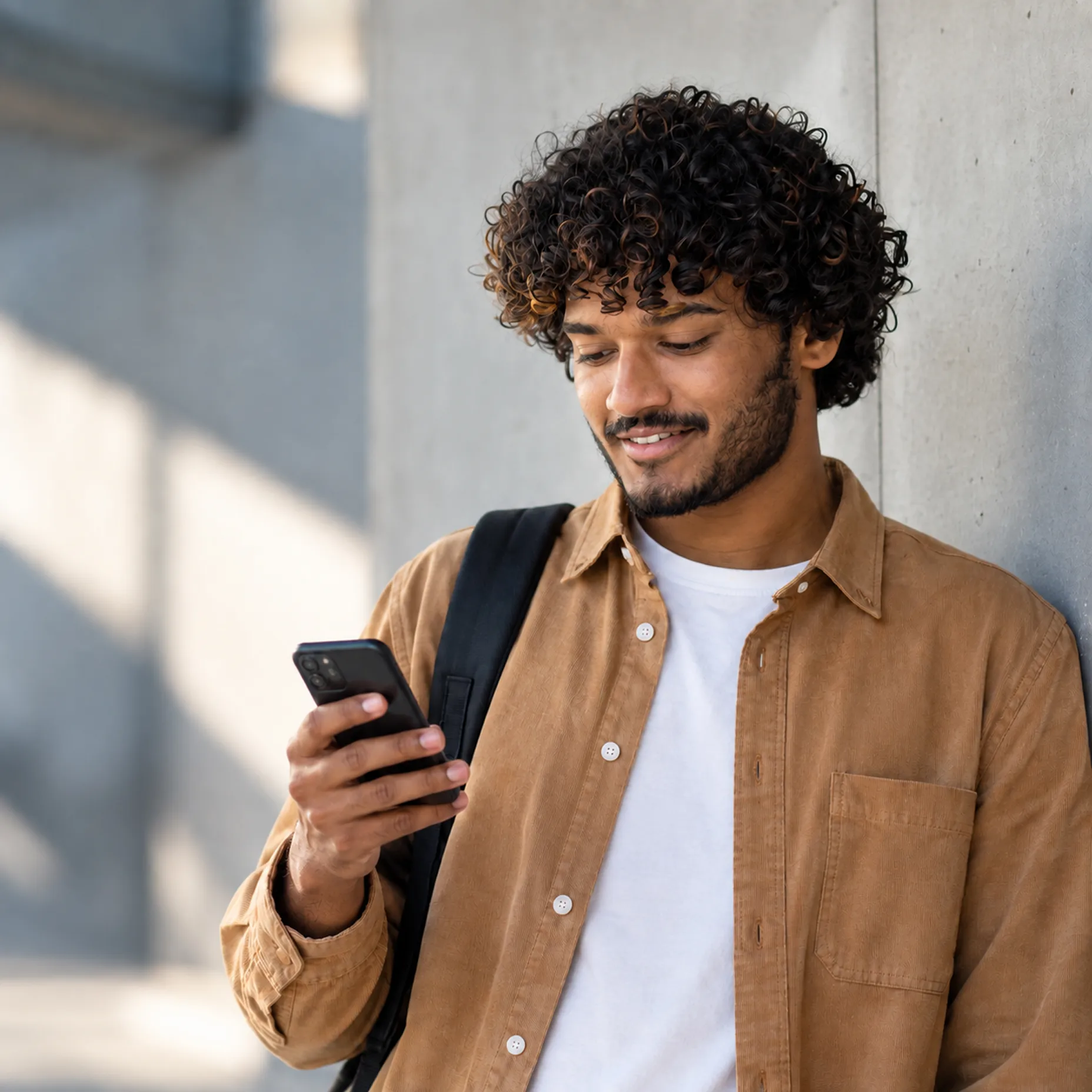 Man using payshap on travel
